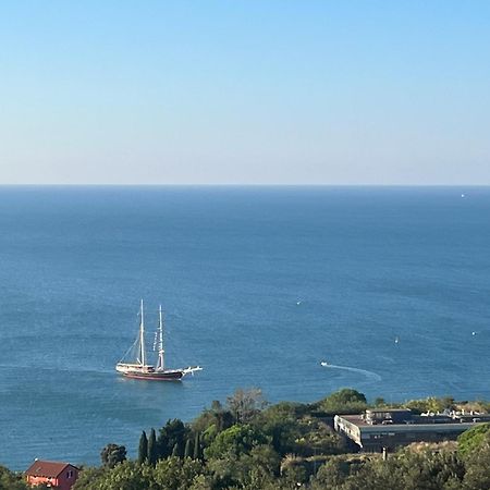 דירות לריצ'י Il Mare Blu מראה חיצוני תמונה